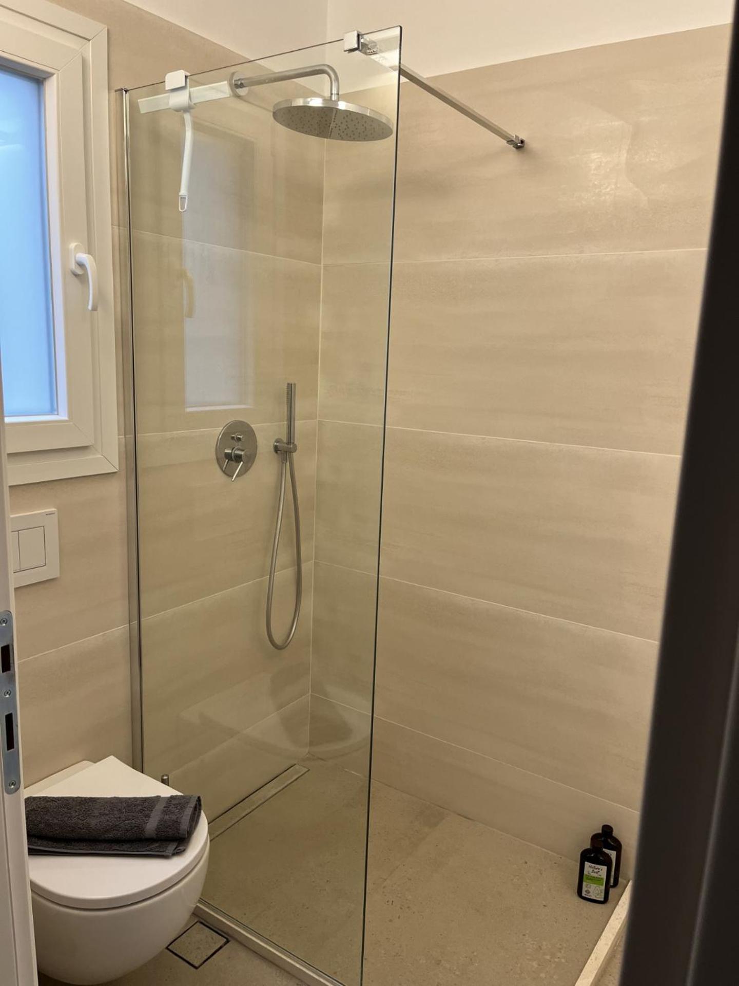 אנו סירוס Delfini Suites חדר תמונה